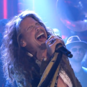 Watch Steven Tyler Croon About Black-Eyed Peas and Cornbread on “The Tonight Show”